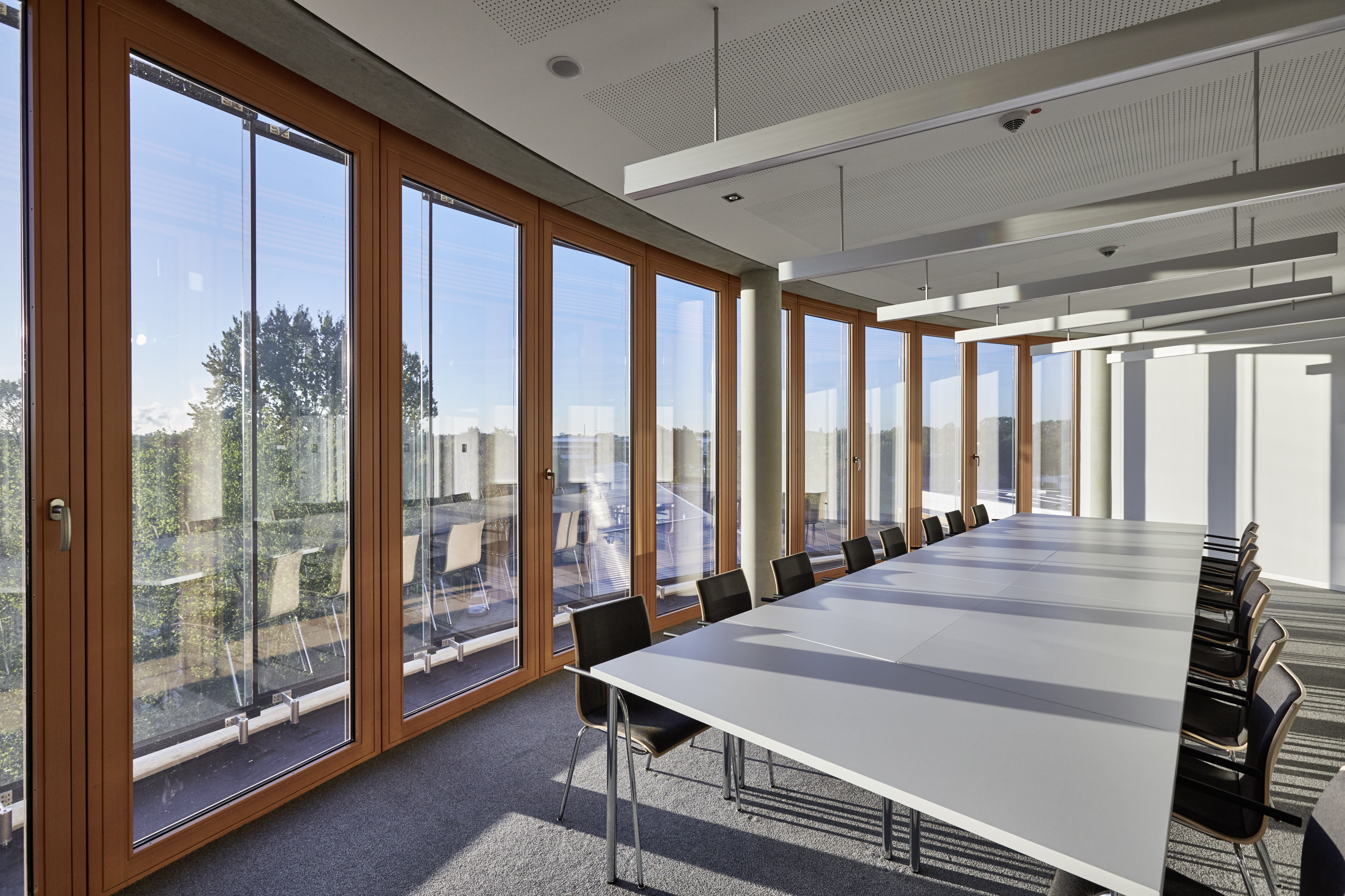 Yumuşak ağaçlar için ince ahşap renkleri