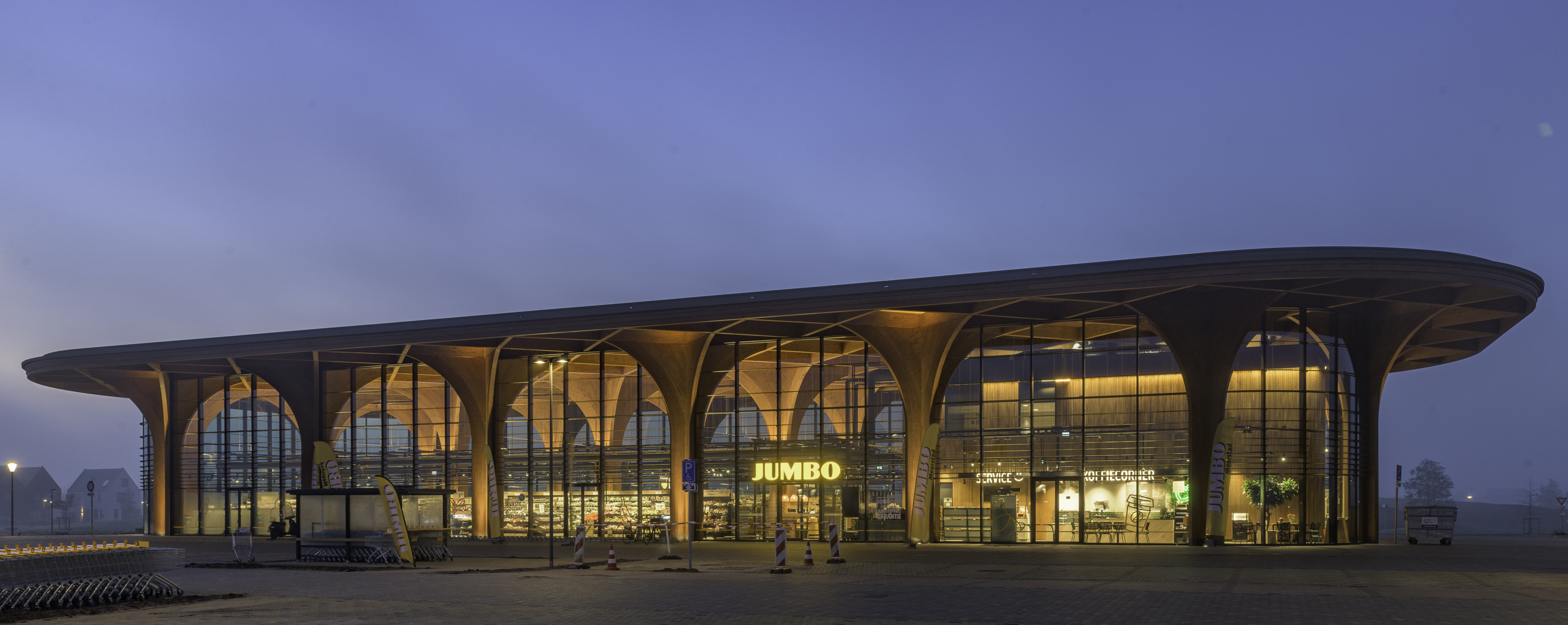 SuperHub Supermarket