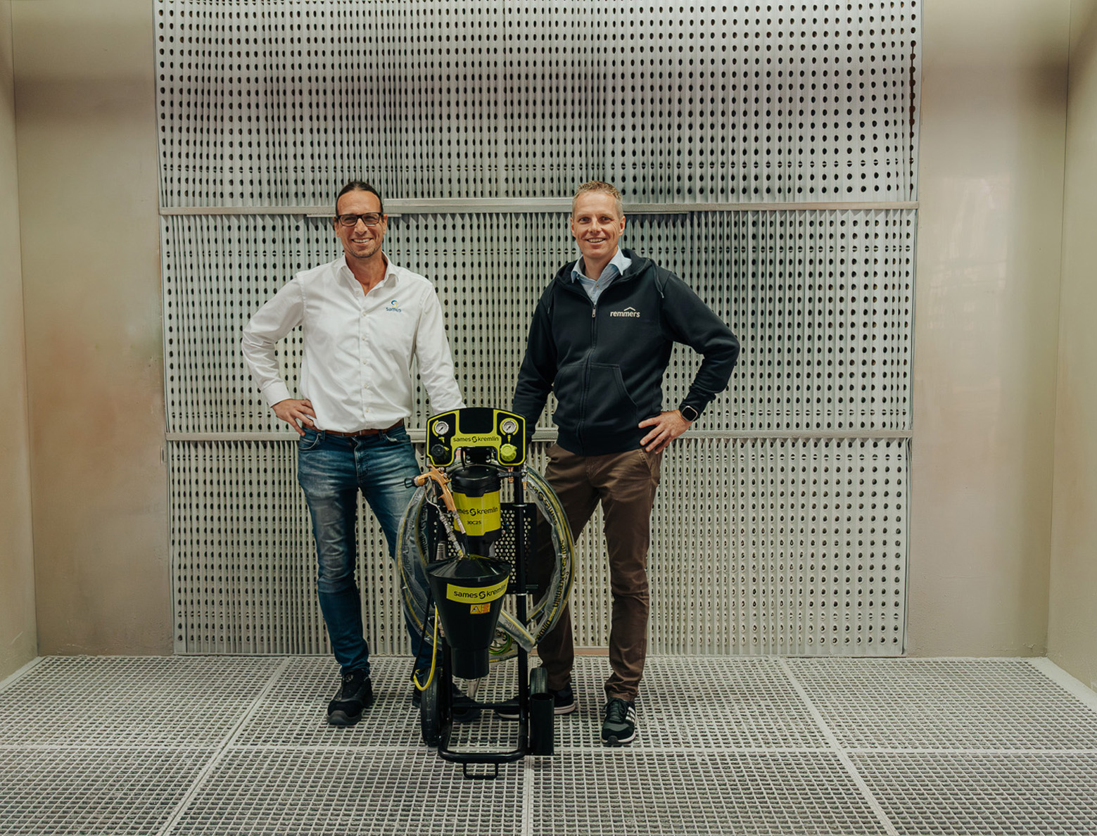 1556 – 1 Airmix Lackieranlage.jpg