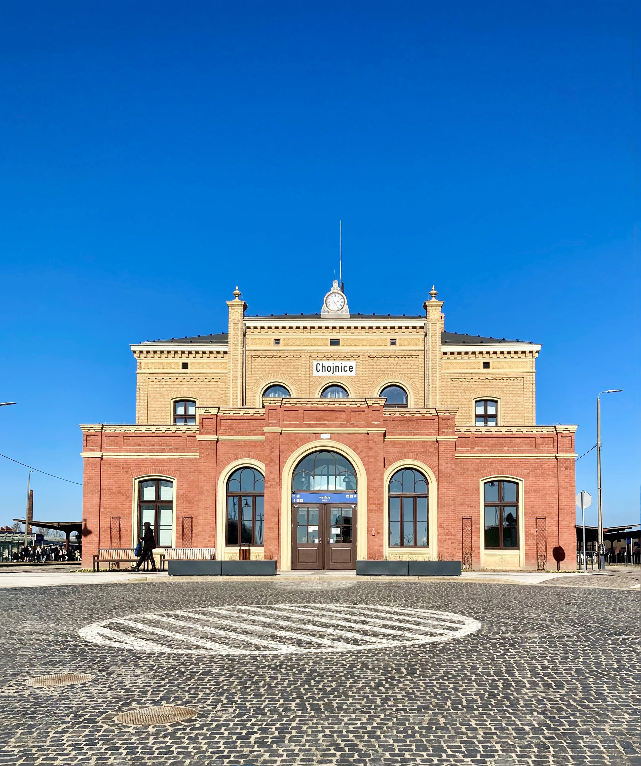 Bahnhof chojnice dworzec 2_Neu
